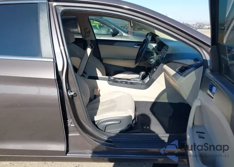 2017 Hyundai Sonata from USA, damaged, VIN 5NPE24AF4HH545692